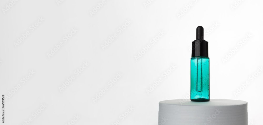 Cosmetic pipette with hyaluronic acid isolated on white background. Transparent green gel with bubbles close-up. Gel cream or serum. A sample of a cosmetic product. Serum with collagen and peptides. Cosmetic pipette with hyaluronic acid isolated on white background. Transparent green gel with bubbles close-up. Gel cream or serum. A sample of a cosmetic product. Serum with collagen and peptides.