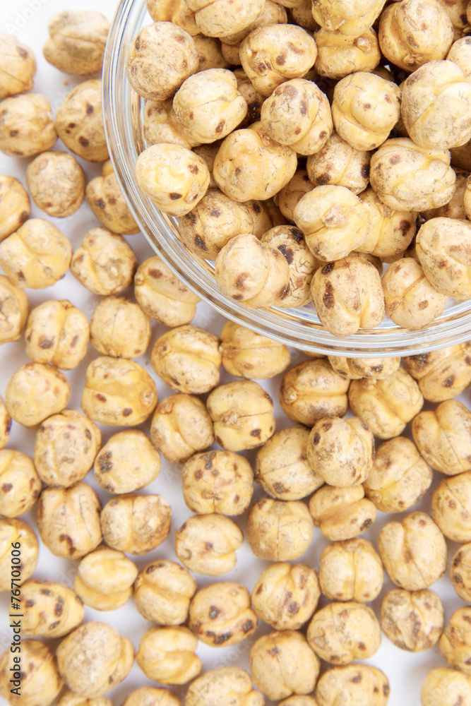 Close View of Roasted Chickpeas in a Bowl Close View of Roasted Chickpeas in a Bowl