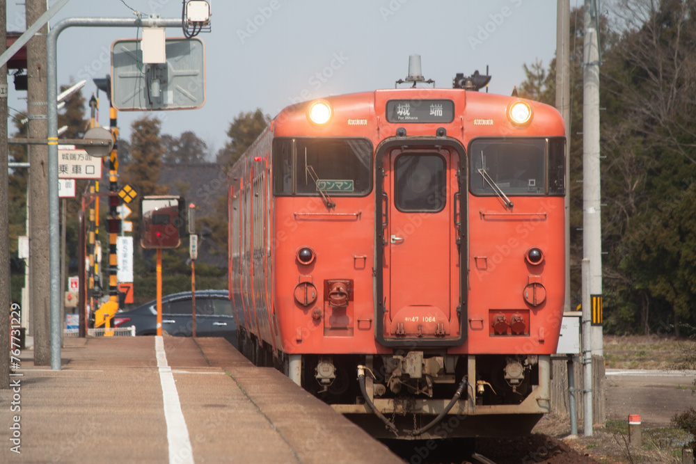昔ながらのディーゼル列車 昔ながらのディーゼル列車