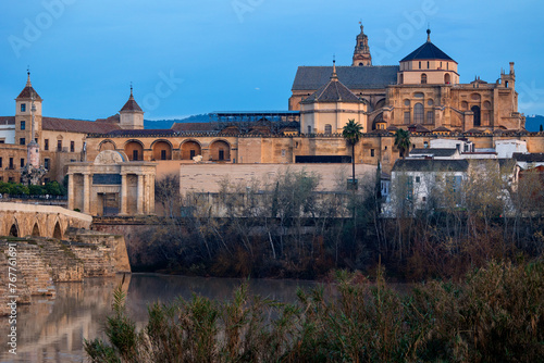 Cordoba, Andalusien, Spanien, Roemische Bruecke mit der Mezquita Kathedrale im Hintergrund und dem Fluß Rio Guadalquivir  photo