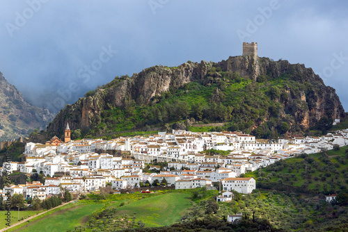 Zahara de la Sierra, Burg, Andalusien, Spanien, < english> Zahara de la Sierra, Andalusia, Spain, castle photo