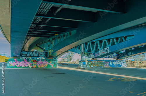 Nest Skaterpark (Under the Bridge) - Berlin.