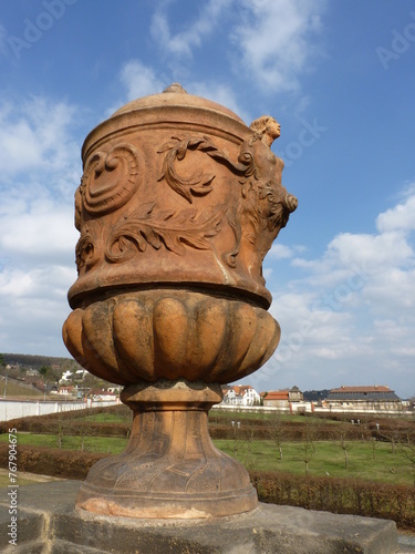 Vase dans les jardins du Palais de Troja à Prague