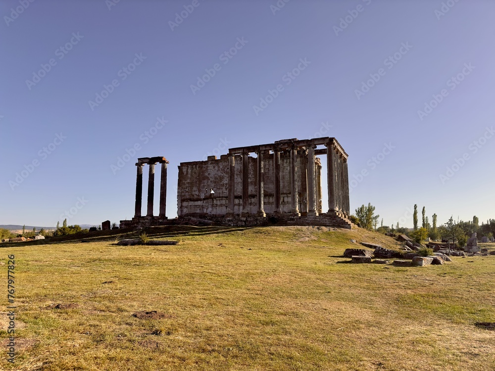 Scenic shot of ancient architecture on a sunny day in Ancient City, Izmir, Turkey Scenic shot of ancient architecture on a sunny day in Ancient City, Izmir, Turkey