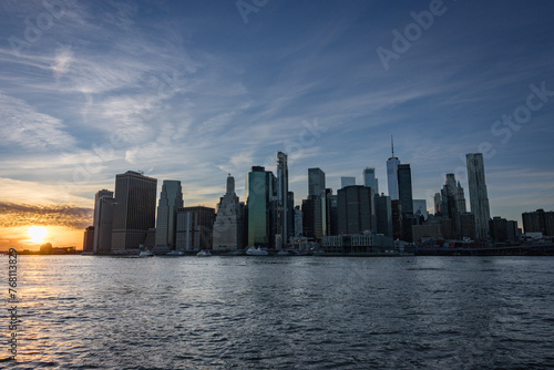 Downtown sunset from Brooklyn in New York City (USA) © julen