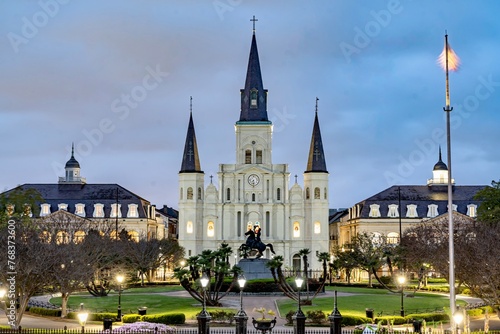 Obraz na płótnie Nighttime in Jackson Square - New Orleans, LA w salonie