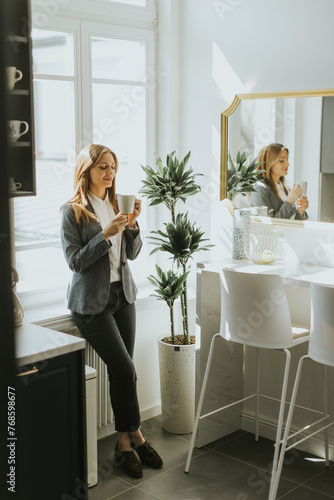 Businesswoman enjoying a mo...