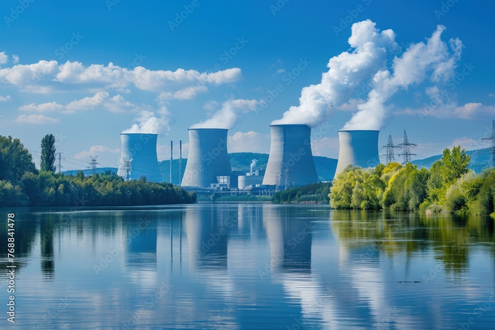 Nuclear power plant and cooling towers