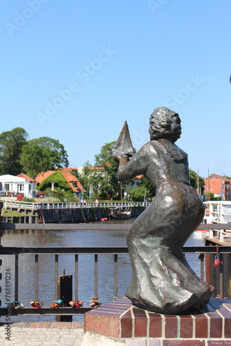 Carolinensiel's Icon: Majestic Carolin Statue