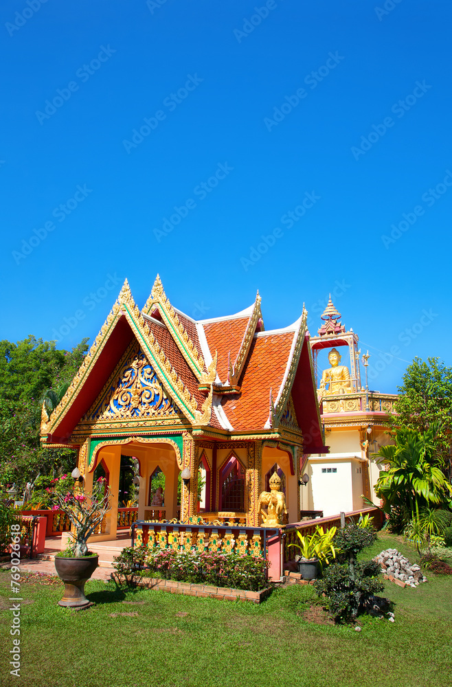 Naklejka premium Nai Yang Temple, Wat Mongkol Wararam, Island Phuket, Thailand.