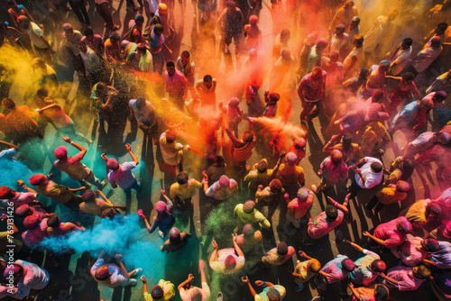 Holi Festival s Colorful Crowd