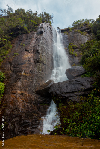 Waterfalls in the island of Sri Lanka © AlexDej