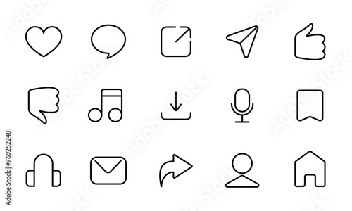 ソーシャルメディアのアイコンセット/メッセージ/コメント/共有/メール/サムズアップ/評価/音符/マイク/ホームボタン/アカウント/グッドボタン/イラスト/ベクター