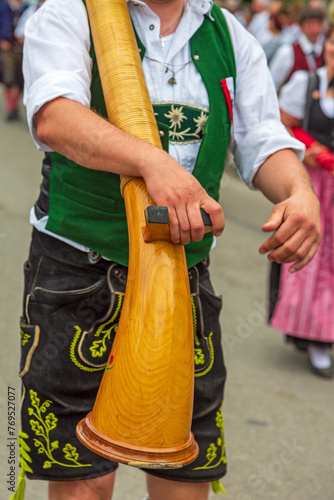 Alphorn - Allgäu - Tracht - Umzug - Musik