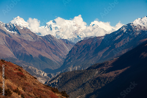 mountains in the snow nepal himalayas mountans