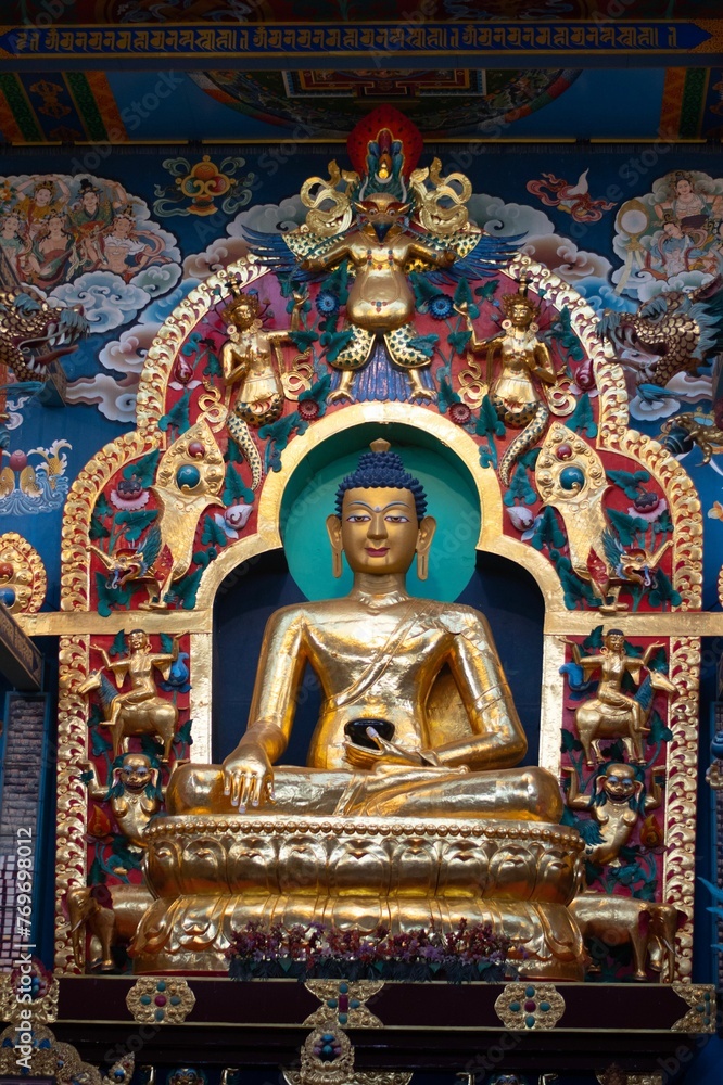 Impressive golden statue of Buddha, in Kushaknagar, India