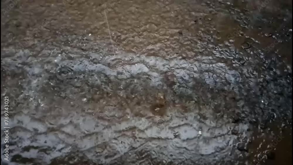 Heavy rainwater falls on the floor Heavy rainwater falls on the floor