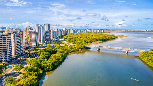 Cidade de Aracaju vista de cima com drone 4k - Estado de Sergipe - Nordeste - Brasil