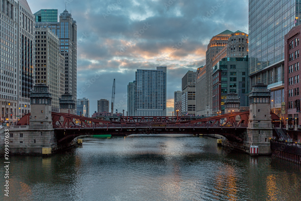 View of downtown buildings along the Chicago River in Cook County Illinois. 
