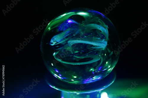 Wallpaper Mural crystal ball in glass Torontodigital.ca