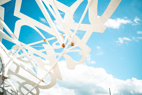 香川県高松市の沖合の島「男木島」の男木港の風景