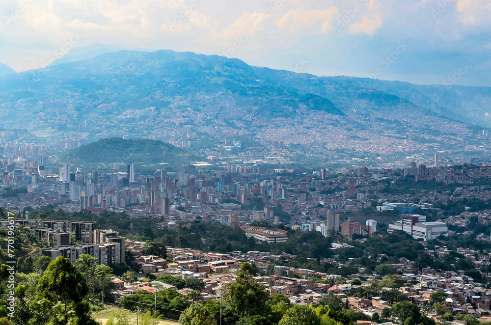 Vista de Medellín desde el Oriente, Antioquia, Colombia, Sur America