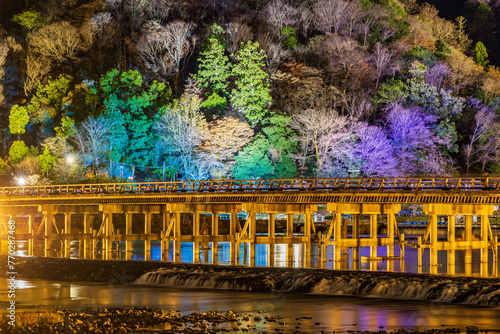 日本の風景　古都京都　嵐山花灯路　渡月橋