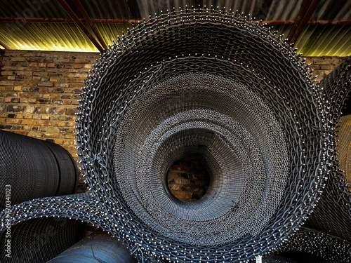 Obraz na płótnie Metal wire mesh at a factory w salonie