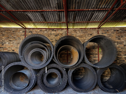 Obraz na płótnie Metal wire mesh at a factory w salonie