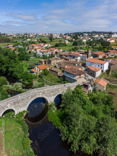 Puente de Furelos. Puente medieval situado en Melide (A Coruña) que forma parte del Camino de Santiago photo