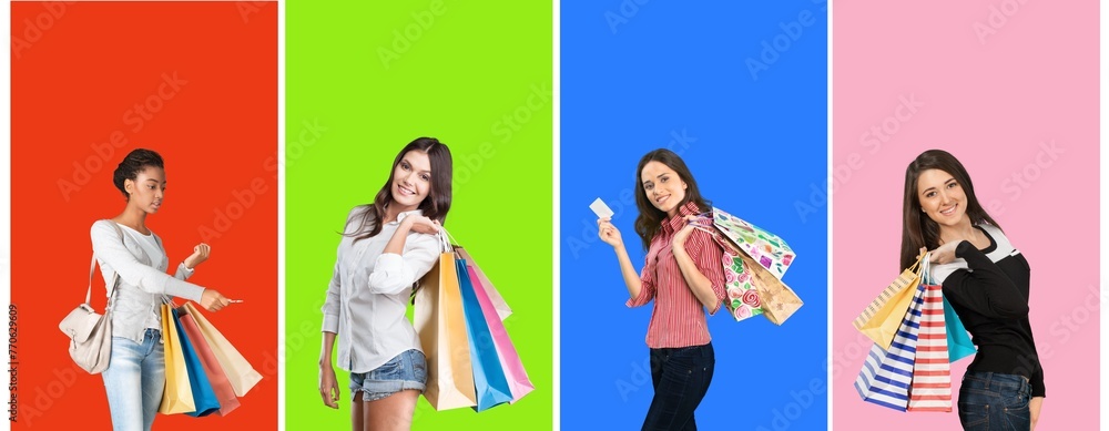 Obraz premium Group of young happy women hold shopping bags