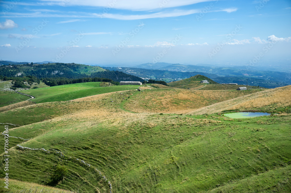 Panorama di Busa Monte Novegno, scenic balcony overlooking the Small Dolomites