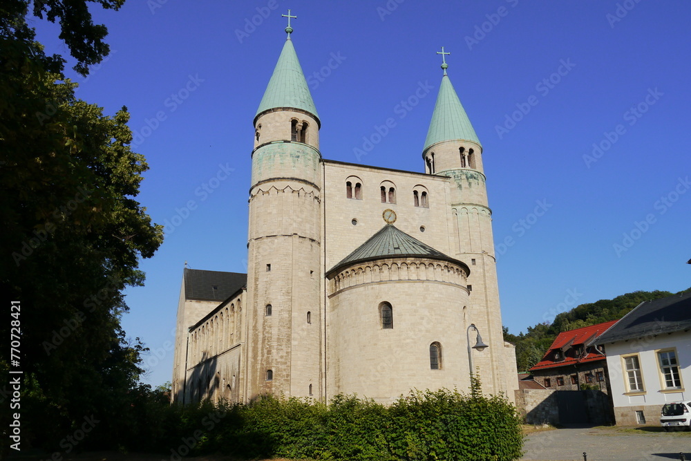 Romanische Klosterkirche in Gernrode am Harz