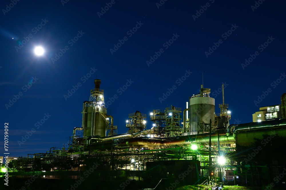 Obraz premium 新潟市の工場夜景（新潟県）