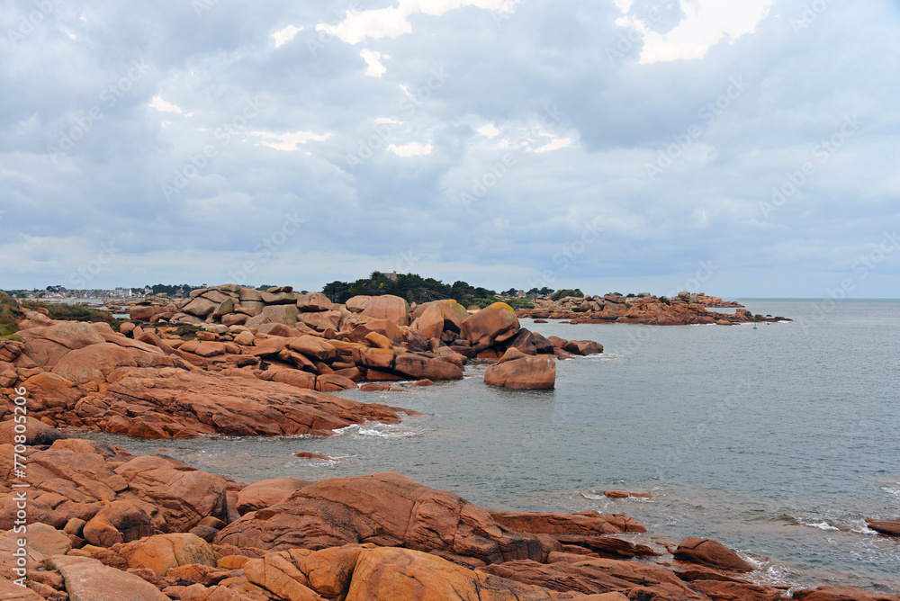 Die Felsenküste Granit Rose in der Bretagne