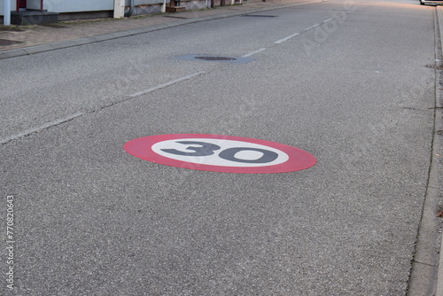 speed limit 30 sign photo