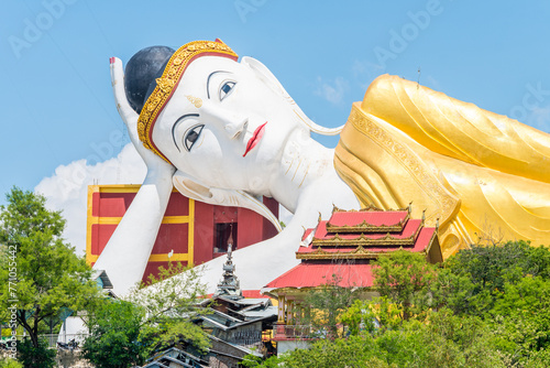 a giant reclined buddha statue 