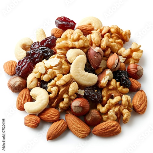 mixed nuts and raisins