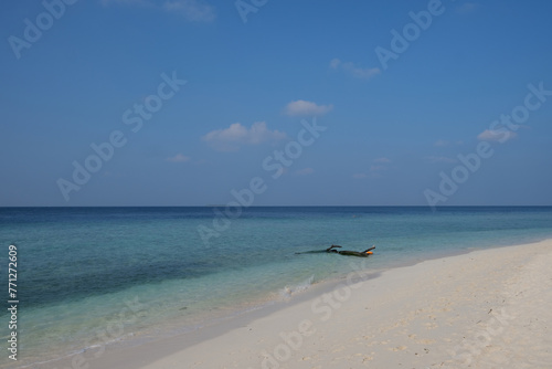 Fototapeta Naklejka Na Ścianę i Meble -  Ukulhas, one of the inhabited islands of Alif Alif Atoll, is a uniquely featured, environmentally friendly island in the Maldives. 