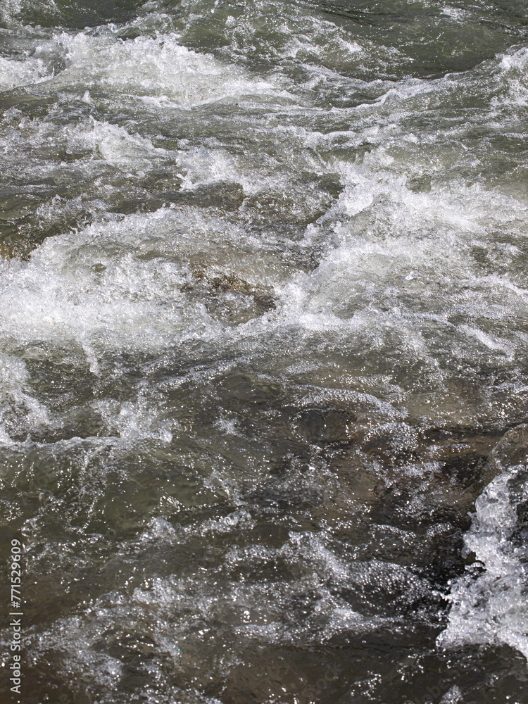 Obraz premium waves on rocks
