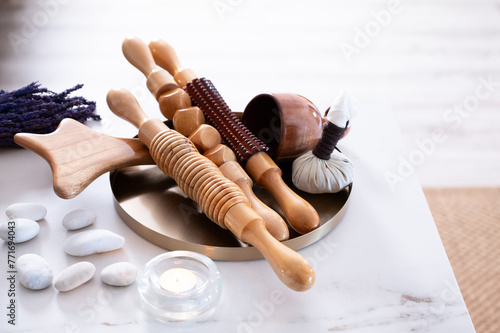 Colombian maderotherapy kit for new types of body massage, bust and facial anti-cellulite massage