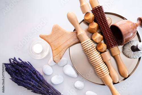 Colombian maderotherapy kit for new types of body massage, bust and facial anti-cellulite massage