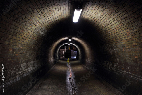 Canvas Print Kanalisation