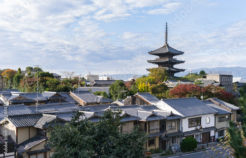 Kyoto skyline with view of Yasaka Pagoda, Kyoto, Japan © eyetronic