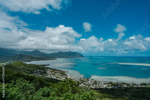 Reef . K  neohe Bay   largest sheltered body of water in the main Hawaiian Islands. Pu u Ma eli eli Trail  Honolulu Oahu Hawaii.  Kahaluu. Kualoa