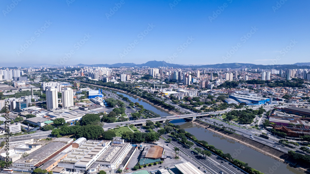 Aerial view of a bridge in Marginal Tiete in the Freguesia Do O. In São Paulo, SP.