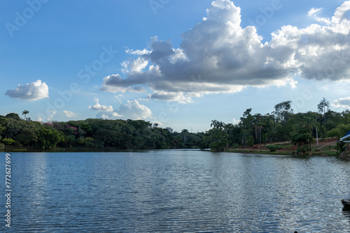 Taquaral Park in Campinas, São Paulo. beautiful trees and lush nature