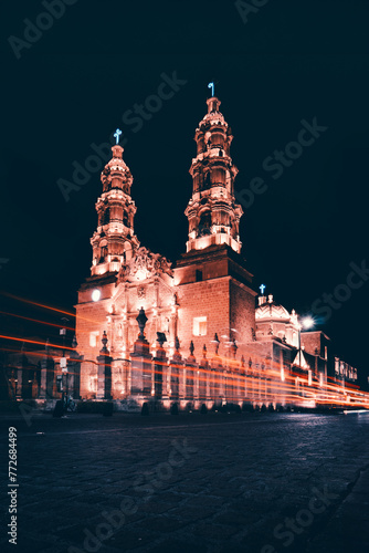 temple at night  aguascalientes mexico