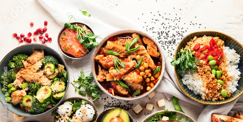 Foto Various of fried soy meat dishes.
