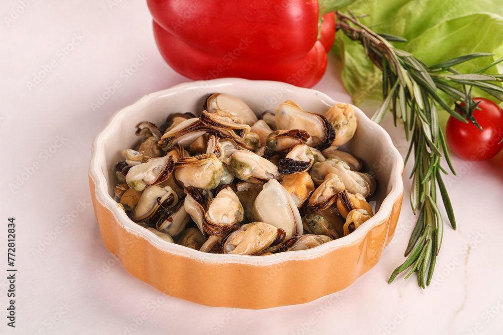 Marinated mussels in the bowl Marinated mussels in the bowl